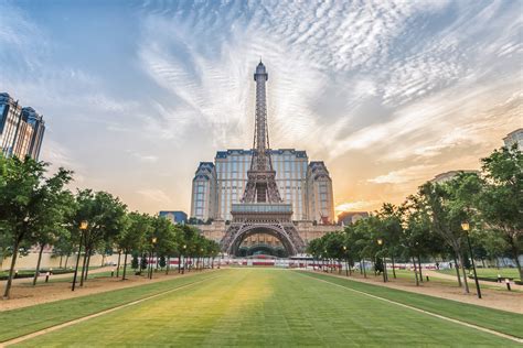 About Le Macau.